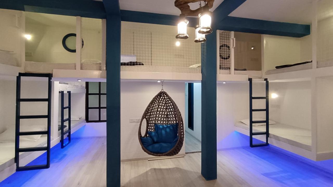 The Voyage - Cafe Hostel Cowork Pune Eksteriør billede