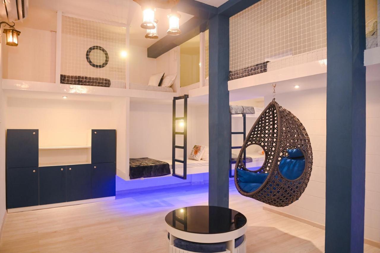The Voyage - Cafe Hostel Cowork Pune Eksteriør billede