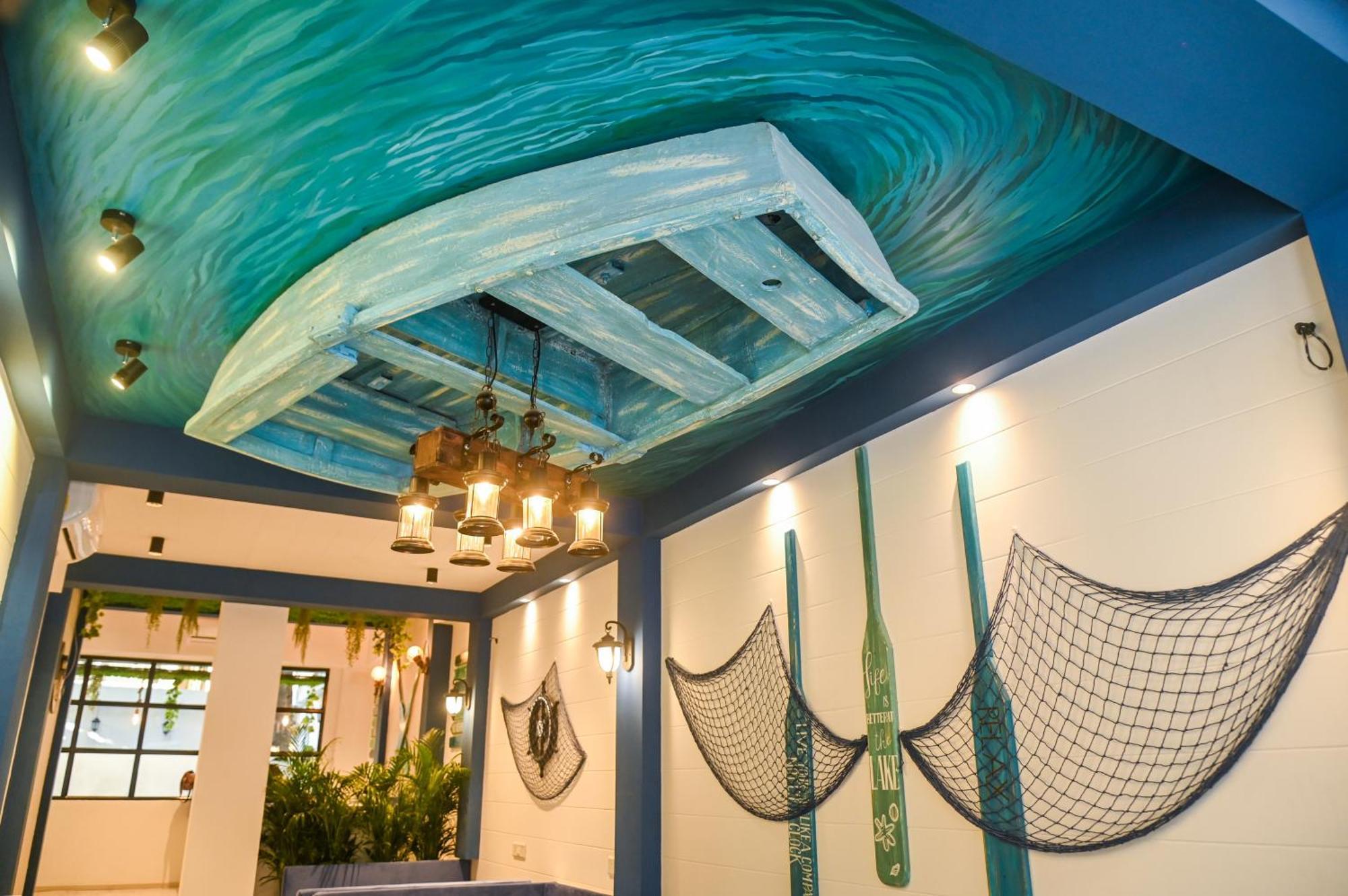 The Voyage - Cafe Hostel Cowork Pune Eksteriør billede
