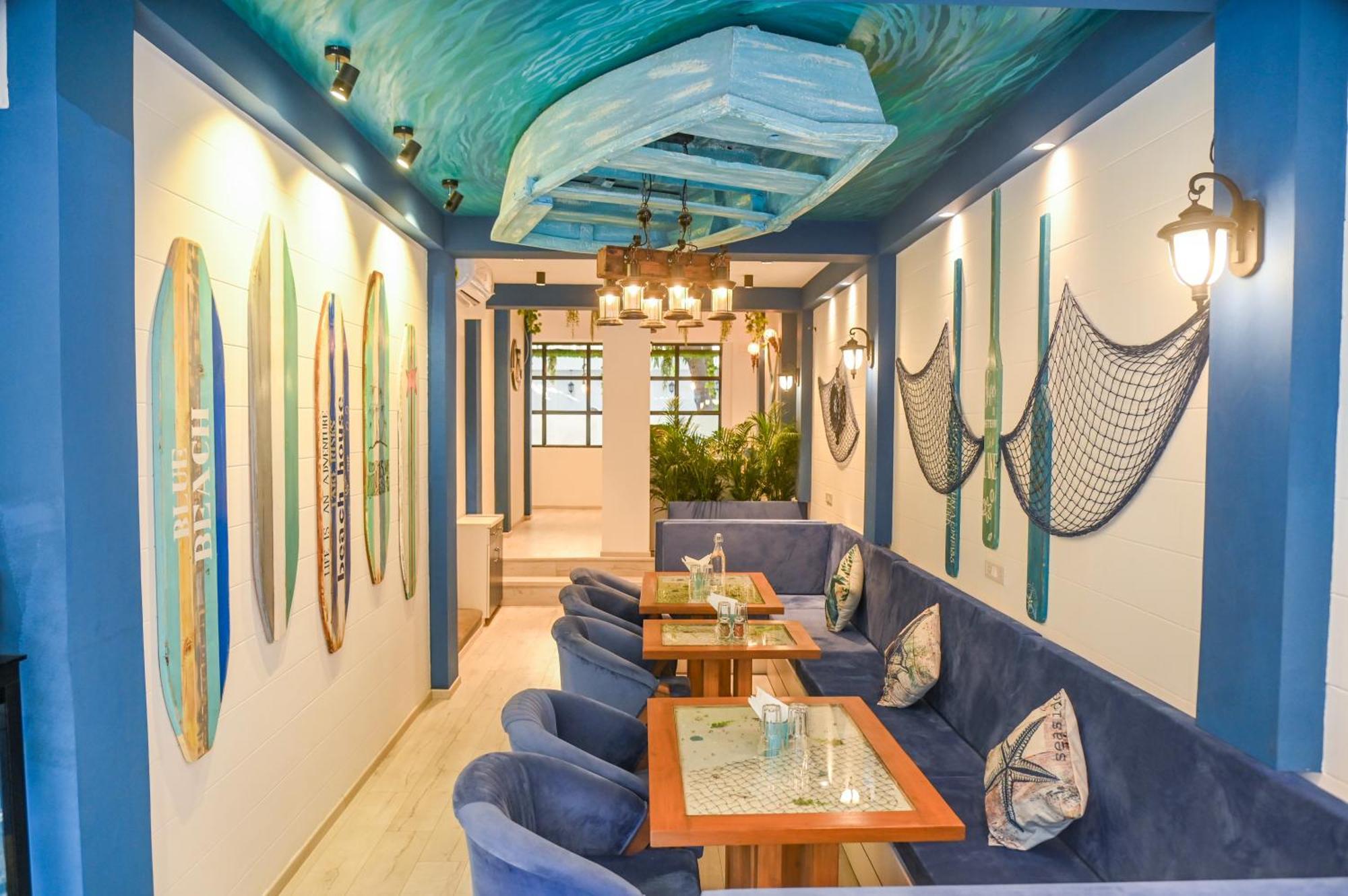 The Voyage - Cafe Hostel Cowork Pune Eksteriør billede
