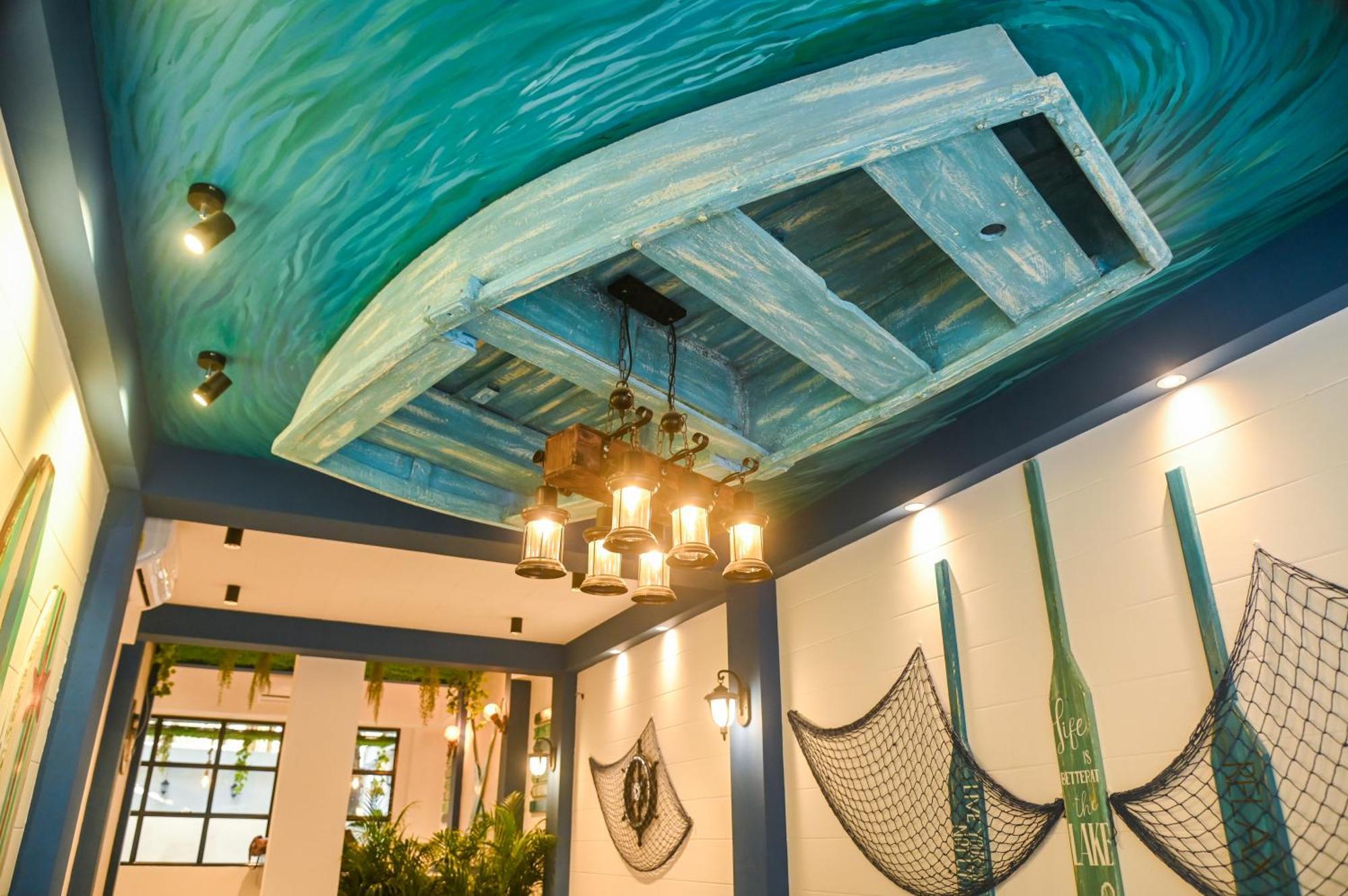 The Voyage - Cafe Hostel Cowork Pune Eksteriør billede